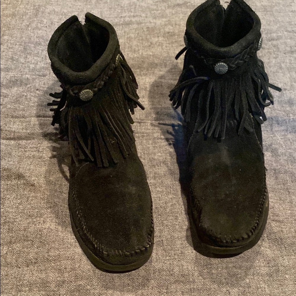 Minnetonka Black Suede Fringe Ankle Booties